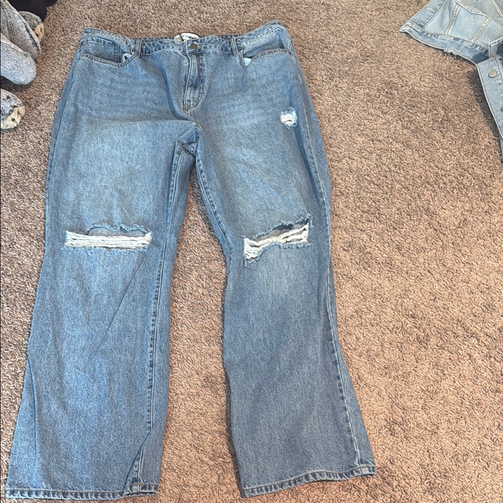 Men's Blue Distressed Jeans